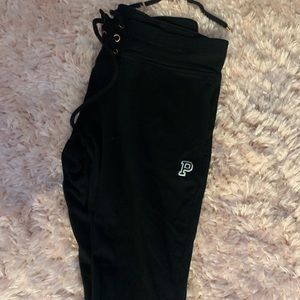 Size M VS joggers